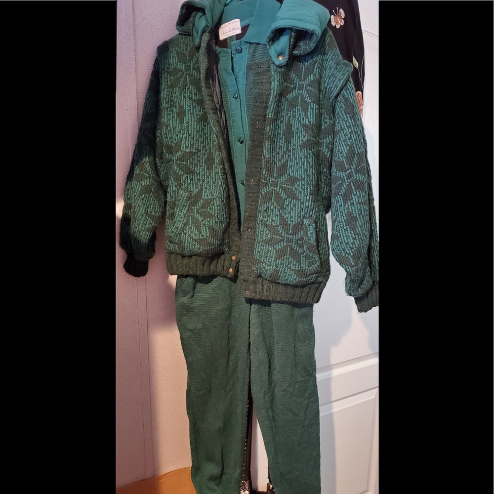 GUC Vintage women's winter Jumper with heavy pile jacket to match. MEDIUM